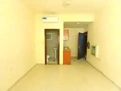 Lavish studio good building near safari rent in just 20k