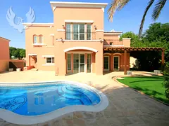 VACANT I 5 Bed I Mature Garden w/Private Pool