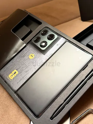 Motorola razr fold