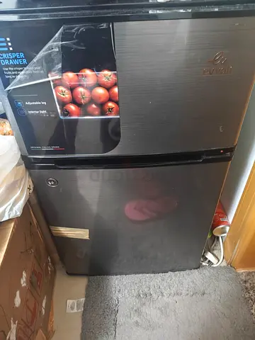Evvoli 100L Refrigerator – Barely Used | Warranty Available