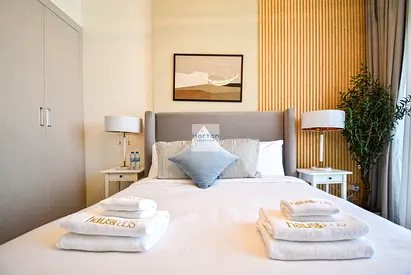 FURNISHED I MODERN I AVAILABLE FROM MAY 26