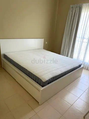 Ikea malm king size bed with matttess