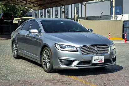 2020 Lincoln MKZ photo 1