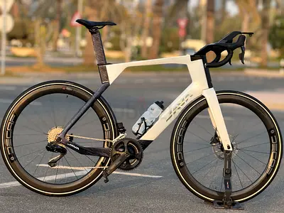 Java VITTORIA full carbon aero bike