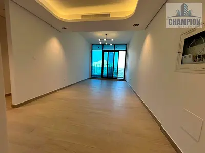 Semi-New 3BHK | 1,580 Sq. Ft. | AED 120,000 | 6 Cheques + 1 Month Free