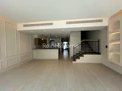 Upgraded 4BR I Landscaped I Close to Central Hub