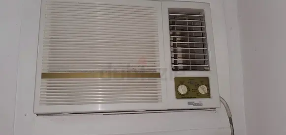 Super general window AC for sale very good condition 2 ton
