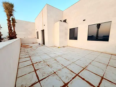 Lxury brand new penthouse in Al jada out sid prim location sharja shrjha easy exit to Dubai