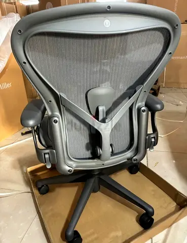 Brand New Stock Remastered V2 Version Herman Miller Aeron Chair Full Options Size B Graphite