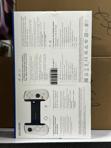 BACKBONE ONE (2ND GEN) PLAYSTATION EDITION LIGHTNING FOR IPHONE GAME CONTROLLER