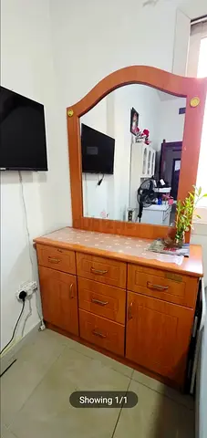 Bed, mattress and dressing table
