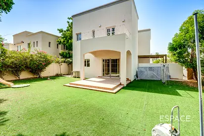 Vacant - Well Maintained - Landscaped