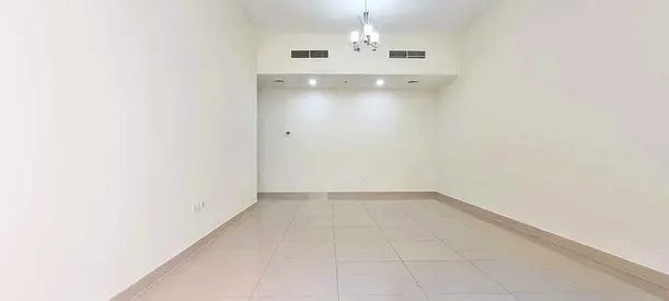 CHILLER FREE - 2 BHK - POOL & GYM- OUDMETHA