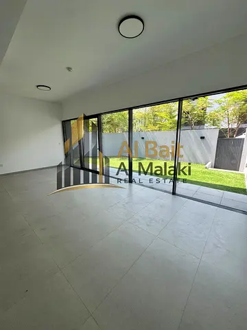 تاون هاوس كورنر للإيجار في مسار – روبينيا | 3 غرف ماستر + Smart Home + أول شهر مجانًا