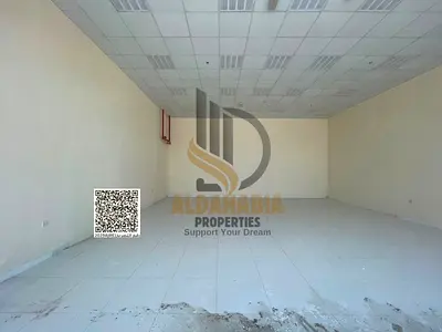 🏪 محلان تجاريان للإيجار السنوي – الصناعية | عجمان