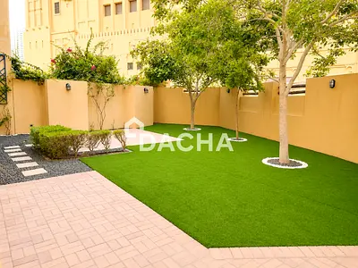 Private Garden | Largest Layout | Miska