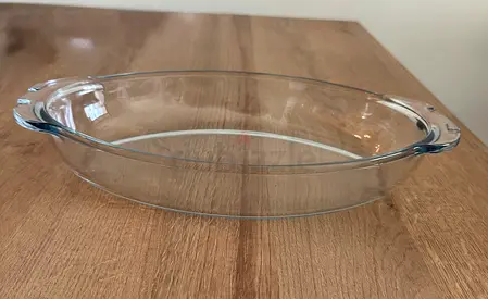 Pyrex baking dish