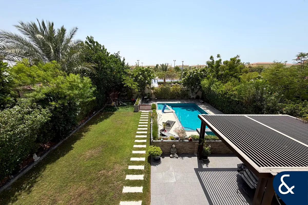 3 BED | 7.3k Plot | Internal | Near Park