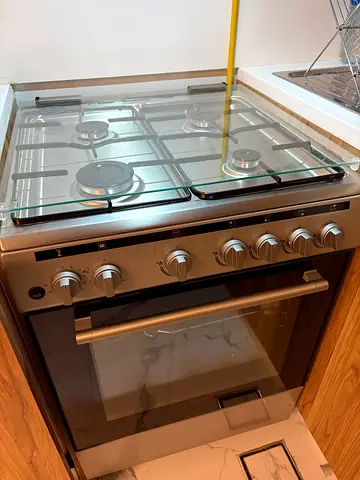 Brand new Vestel gas cooker and oven 60x60