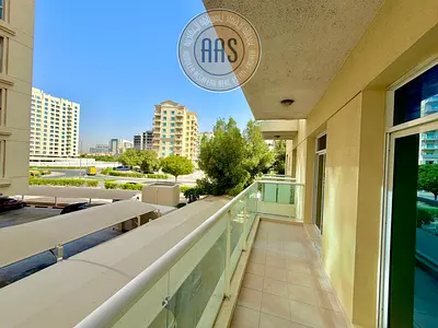 Spacious Bright 1BHK+Laundry room Available in Liwan