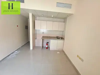 Studio Flat Available Only 20k in Al Shabab Al Khan