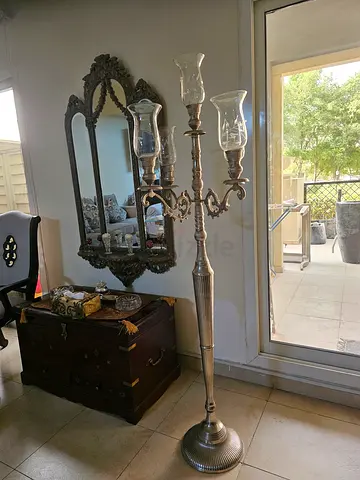 Antique-style 3-arm Standing Candelabra Lamp / Floor Candle Holder
