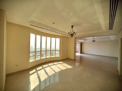 اجمل شقه ثلاث غرف وصاله  اطلاله بحريه كبيرة للايجار السنوى بالمجاز 3 مع غرفه خادمه مزودة بمسبح وجيم وساونا وجاكوزى وباركينج مجانى قريب من جميع الخدمات