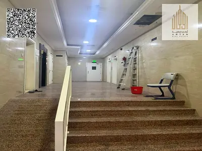 Income Building in Al Jurf Industrial