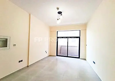 1 month free | Vacant | Spacious