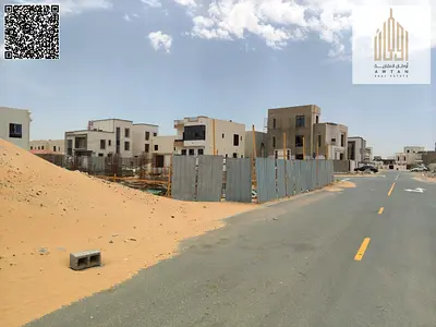 For sale: Residential investment land for villas in Ajman Emirate, Al Hailo 2 area, Al Hailo Center 1 project. The land covers an area of 292 square