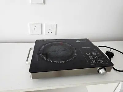 Single-burner Induction Cooktop - Portable, Used