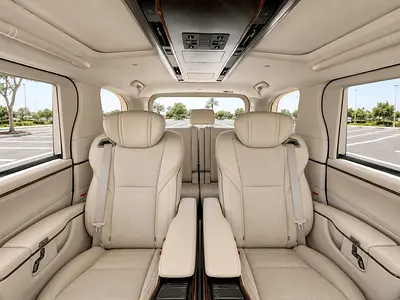 صورة 12 لـ 2025 Lexus LM-SERIES