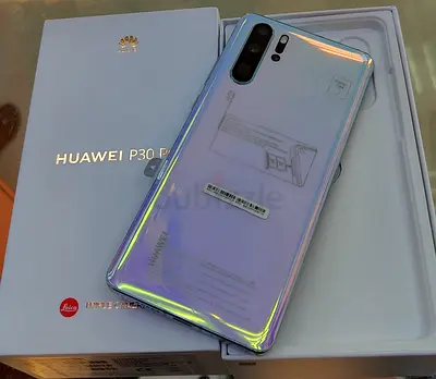 Huawei P30 Pro - Unlocked, Excellent Condition with Original Box