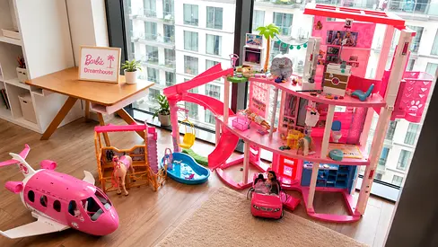 Barbie dreamhouse with accessories