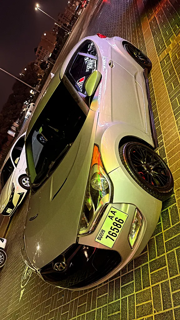 Hyundai Veloster 2014 — photo 1 of 13