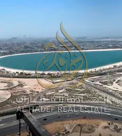وحدة مميزة متوفرة حاليًا حتي الحجز ينتهي العرض 3 غرف وصالة إطلالة بحرية كاملة المساحة: 2,180 قدم مربع السعر: 1,500,000 درهم فقط