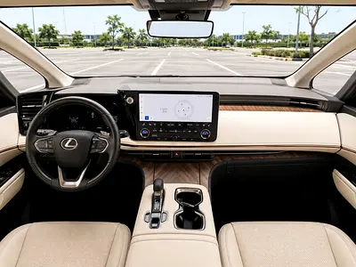 صورة 9 لـ 2025 Lexus LM-SERIES