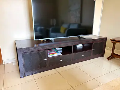 Modern TV Unit / TV Stand - 2 Doors + 2 Drawers - 500 AED