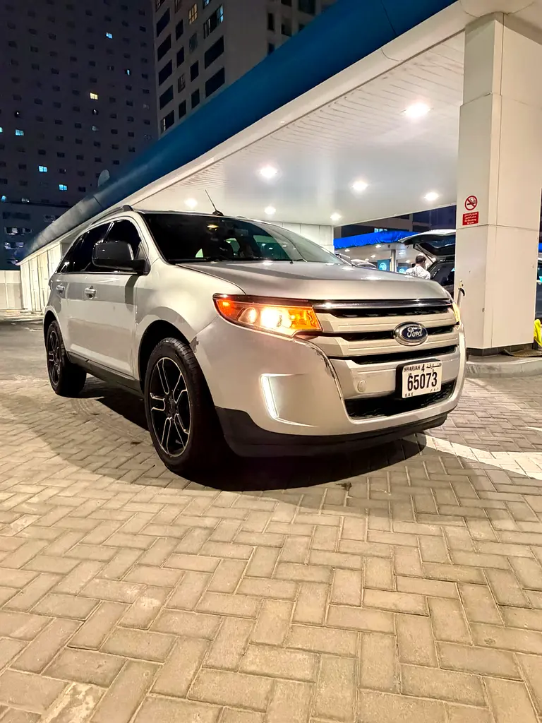 Ford Edge 2014 — photo 1 of 14