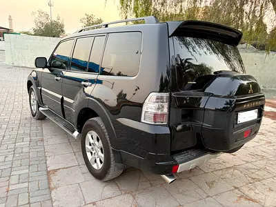 26,546 Km Only, Full Service history from Agency