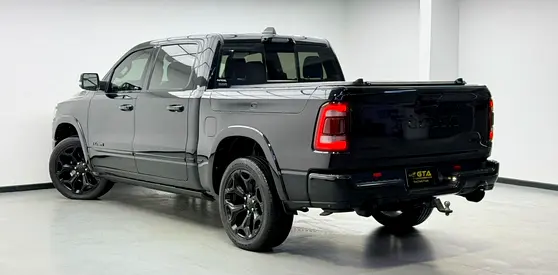2021 RAM 1500 photo 6