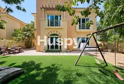 Quiet Location | Close to Els | C1 Villa