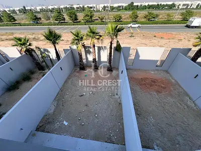 Ready to Move | 2BR Townhouse | Spacious Unit | Single-Row