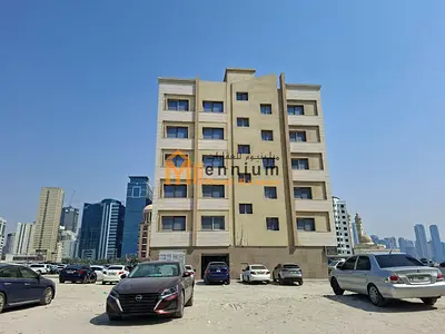 للبيع بناية في الخان ذات موقع مميز مع عائد ايجار سنوي مناسب