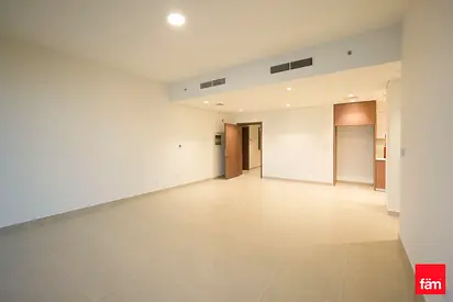 High Floor | Brand New | 01 Series