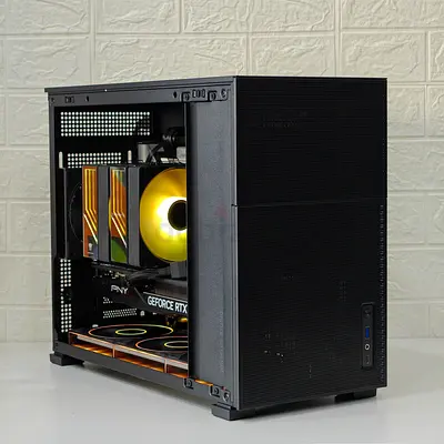 Mini Gaming Workstation PC (Intel i7-14700F + RTX 5070 12GB)