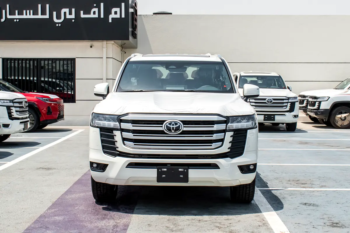 Toyota Land Cruiser 2026 — photo 1 of 15