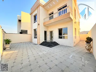 3 bedrooms Included Fees