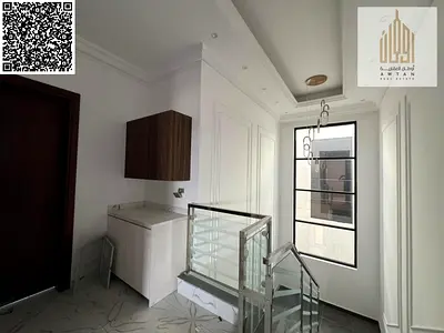 Villa with distinctive finishes, including registration and ownership fees