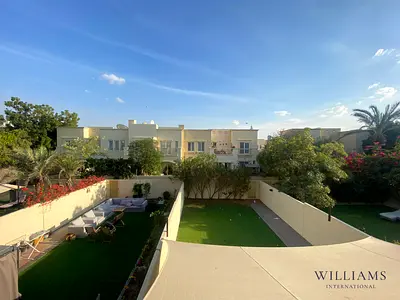 SPRINGS 10 | 2 BED CONVERTED TO 3 | UPGRADED